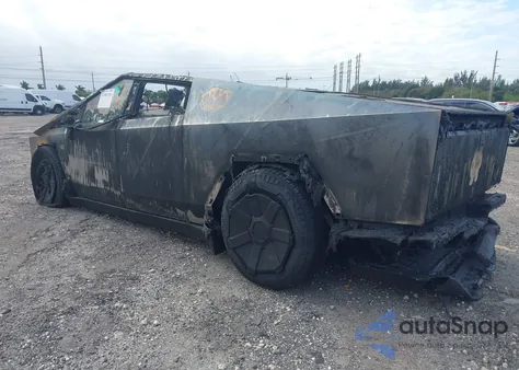 2024 Tesla Cybertruck Cyberbeast from USA, damaged, VIN 7G2CEHEE9RA021133